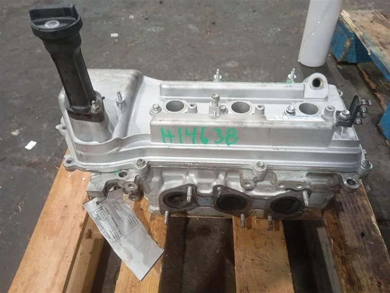 Driver Cylinder Head 4.0L 6 Cylinder 1GRFE Engine Fits 05-11 TACOMA 3722228 Foto 1 de 4