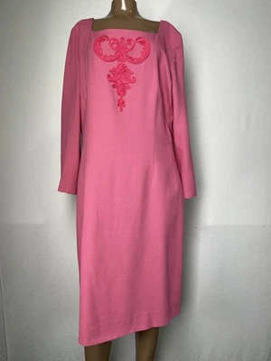 Vestido Feminino Boutique Moschino Rosa Tamanho 14 Comprimento do Joelho Crepe Redemoinho Aplique - Imagem 1 de 4