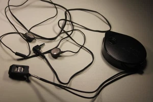 Sony MDR-E757 Kabel Kopfhörer Ohrhörer für Walkman oder icf-sw100 mit etui - Picture 1 of 5