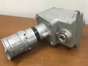 Crouse-Hinds - P/N: CESD4234 - Receptacle Explosion Proof - Picture 1 of 6