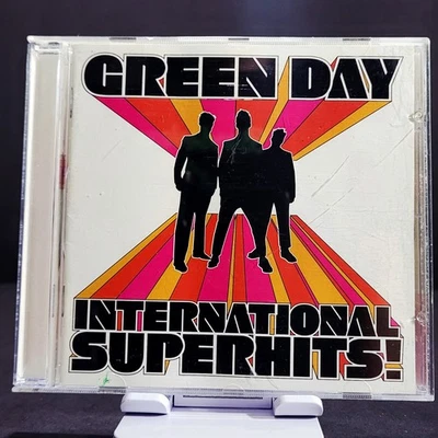 CD Green Day International Superhits Warner Reprise 2001 *SEGUIMIENTO Y ACELERADO* Foto 1 de 4