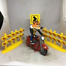 Vint. 1999 Crash Bandicoot & Motorcycle W/ Accessories Playing Mantis 7.5”x9”