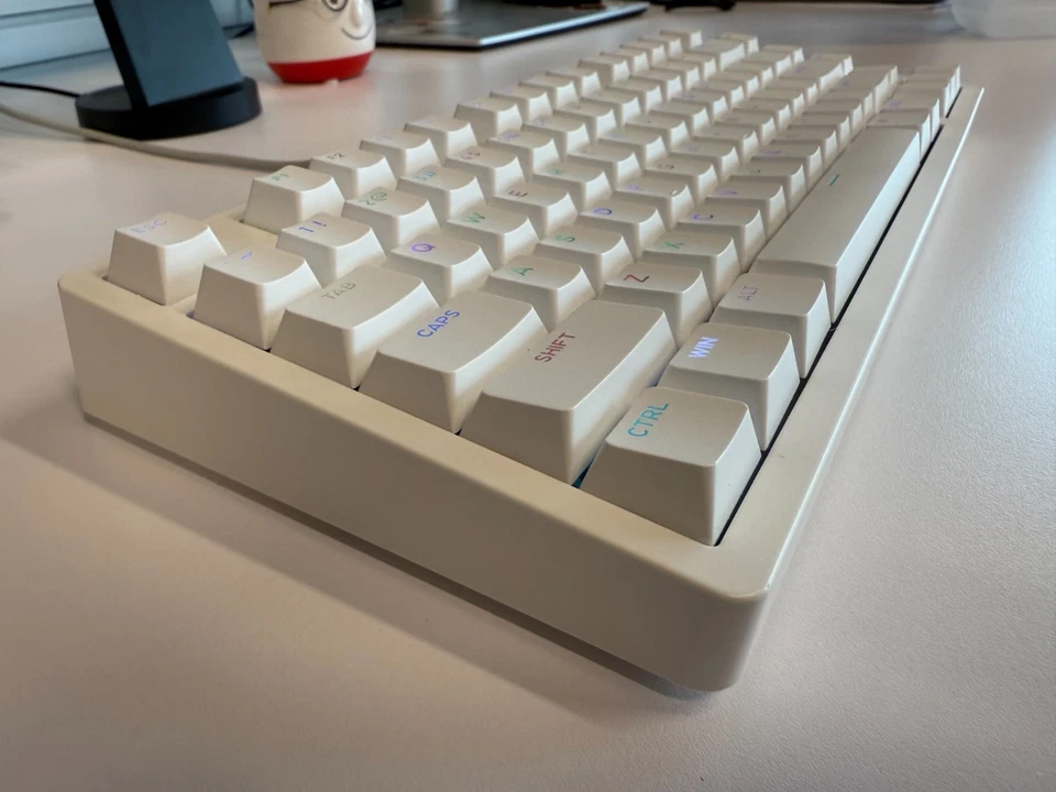 Teclado para jogos MCHOSE Jet 75 efeito Hall interruptor magnético com fio - Branco - Imagem 1 de 4