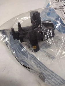 Regulador de vacío genuino OEM Ford Ranger 1991-2011 F63Z9J459AA - Imagen 1 de 4