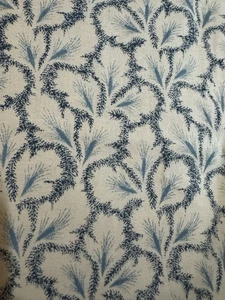 VINTAGE BLAU BLUMENDRUCK BAUMWOLLSTOFF 1 YARD PLUS EXTRAS AN JEDEM ENDE - Bild 1 von 6
