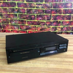 Vintage Nakamichi MusicBank MB-4S 7 dischi CD Changer TESTATO FUNZIONANTE senza telecomando  - Foto 1 di 7