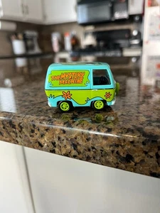 Johnny Lightning Hot Wheels SCOOBY-DOO MYSTERY MACHINE - VERY NICE! - Picture 1 of 4