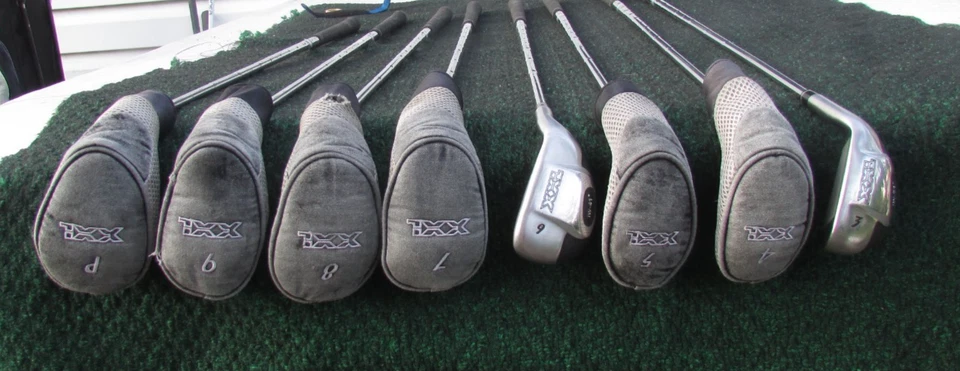 Hippo XXL Hybrid Irons 3 Thru Pw Steel Shafts W/Headcovers - Image 1 of 4