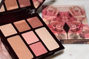 Charlotte Tilbury Instant Look in a Palette - Stoned Rose Beauty - Picture 1 of 5