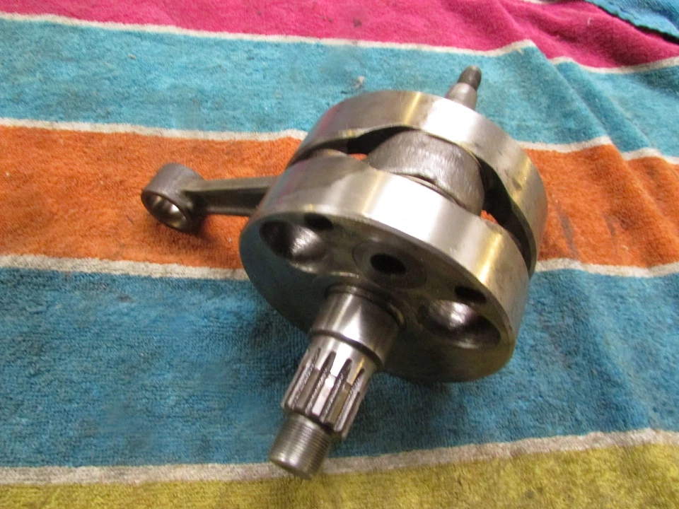 1970 Yamaha RT1 360 Crankshaft Crank Shaft - Image 1 of 4