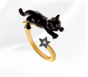 Juicy Grape black cat chasing star gold skin copper base open ring circlet - Picture 1 of 7