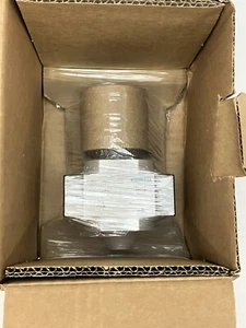 Festo HEE-1/2-D-MIDI-24-NPT On / Off Valve 173908 - Picture 1 of 8