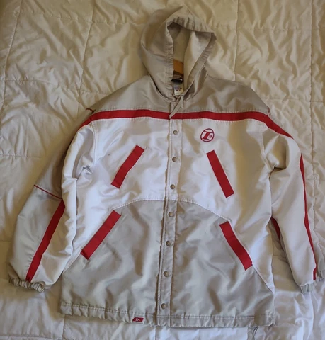 VTG Allen Iverson I3 Limited Edition Phily 76ers Zip Coat Reebok White & Red/XL Cover