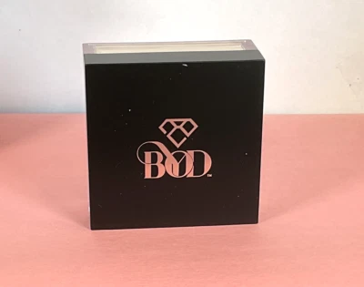 Polvo suelto mágico mate BYOD Desire 0,35 oz TRANSLÚCIDO NUEVO EN CAJA Foto 1 de 4