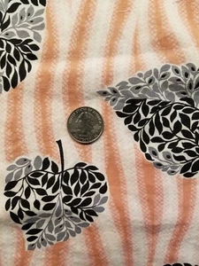 Vintage Cotton Fabric 34" x 2.25 Yds (81") Leaves black, mauve, pink, white - Picture 1 of 3