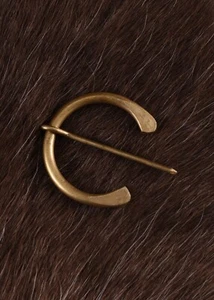 Medieval Brass Oval Fibula Cloak Pin / Penannular Brooch Reenactment Costume - Picture 1 of 4