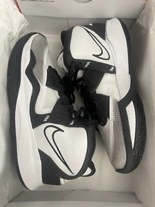 Size 7.5 - Nike Kyrie Infinity TB White Black - Picture 1 of 7