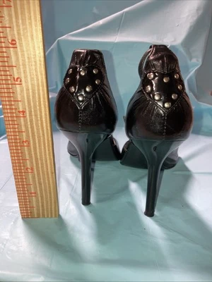 Guess High Heels 6 - Image 1 of 4