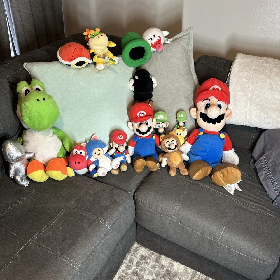 Lote de 15 peluches Nintendo Super Mario - Mario, Luigi, Yoshi Foto 1 de 4