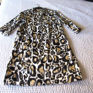 St John SoCa Leopard Print Dress L Embellished Neckline Pockets 3/4 Slv Cotton - Picture 1 of 15