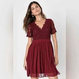 Abito skater Lulus Angel sotto mentite spoglie bordeaux pizzo gonna trasparente nuovo con etichette NUOVO - Foto 1 di 6