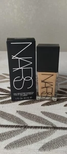 Base reflectante de luz NARS - Barcelona Medium 4 - 1 oz/30 ml nueva en caja - Imagen 1 de 7