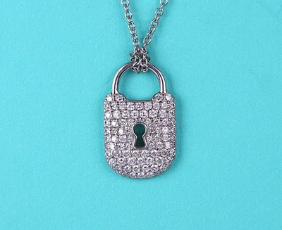Conjunto de pavé de platino Tiffany & Co colgante de candado de diamantes collar de cadena de 16"" Foto 1 de 4