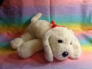 De colección 2000 Kids Of America Peluche Amigos Blanco Cachorro Perro Rojo Dorado Arco Orejas Flojibles - Imagen 1 de 10