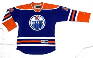 2012-16 Edmonton Oilers Justin Schultz #19 Home NHL Hockey Jersey Medium Reebok - Picture 1 of 9