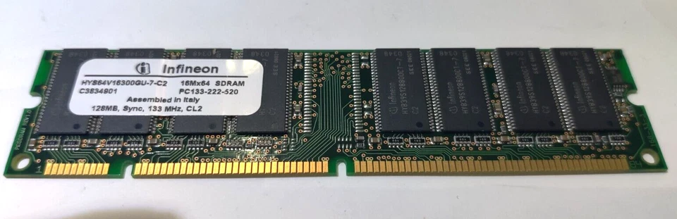 Infineon 128MB , PC-133U , SDRAM , 168 pin , Model # HYS64V16300GU-7-C2 - Image 1 of 1