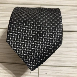 BESPOKE NEW YORK Men’s Necktie Black / Grey Geometric 100% Polyester Neck Tie. - Picture 1 of 5
