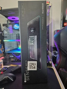 Neue Roccat Sense AIMO XXL RGB Gamer Gaming Mauspad - Picture 1 of 3