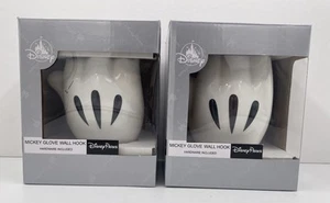 NEU Disney Store Mickey Mouse weiß Handschuh Wand Haken Hut Mantel 2er Set - Bild 1 von 4