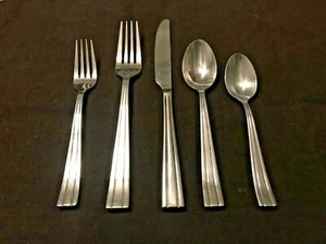Your CHOICE of Oneida ALDWYCH Stainless 18/10 Glossy Silverware Flatware - Picture 1 of 8