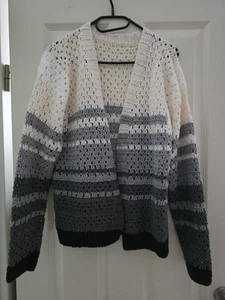 Cardigan Jacke Damen UNIKAT Größe  S/ M Handarbeit 💯  - Bild 1 von 8