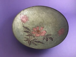 Vintage erhöhte Metallschale mit schönem Blumenmotiv aus Indien 9" quer - Bild 1 von 5