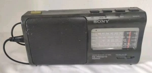 SONY - Sony ICF-880L Radio Portable 4 Bands FM /MW/LW/SW Vintage, Collection - Foto 1 di 6