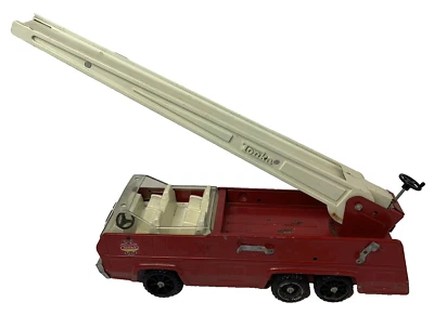 Tonka Fire Truck Toy Metal Red Vintage 1970 Collector Man cave Decor Toy - Image 1 of 4