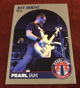 Tarjeta de béisbol PEARL JAM de Chicago - Jeff Ament 1 ancho - 2018 wrigley fuera shows - Imagen 1 de 1