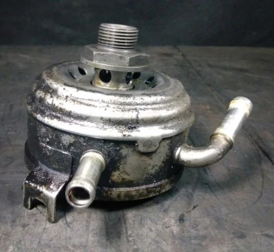 Honda CBR900RR 1999 enfriador de aceite CBR 900 RR carcasa de filtro perno Foto 1 de 4