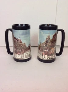 Lote de 2 tazas de piedra de servicio térmico vintage de Walt Disney World hechas en EE. UU.  - Imagen 1 de 5