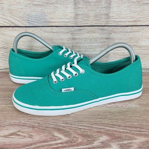 vans authentic lo pro black and white