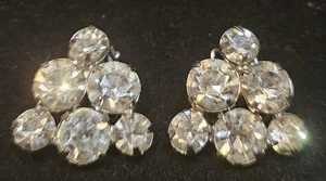 Vintage Silver Tone Clear Color Rhinestone Clip on Earrings Cluster  - Picture 1 of 2
