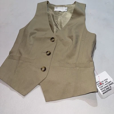 ASOS Design Women’s Button-Up Vest Boho, Grunge, Size 4, Quiet Luxury - Image 1 of 4