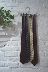 Nuevo con etiquetas Lote De 4 De Colección - Corbatas Tommy Hilfiger Para Hombre 100% Seda Preppy Academia - Imagen 1 de 12