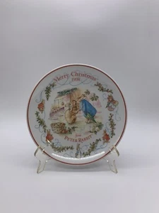Plato de sándwich/aperitivo Wedgwood 1998 "Feliz Navidad de Peter Rabbit 8" Inglaterra - Imagen 1 de 10