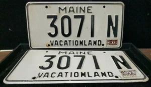 2 placas de licencia de Vacationland 1988 Maine ME 3071 N VIN/expiradas raras a juego - Imagen 1 de 4