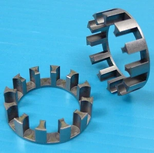 Harley Davidson 1958-86 FL y FX cárter lateral derecho eje de piñón jaula de retención - Imagen 1 de 9