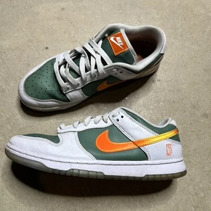 Mens Nike Dunk Low SE NY vs NY / DN2489-300 / Size 8 / Womens 9.5 - Picture 1 of 8