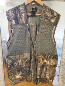 Browning Hunting Vest - Picture 1 of 5